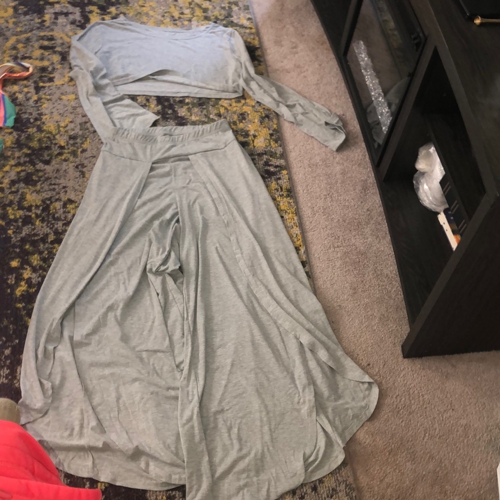 Grey pants lounge set